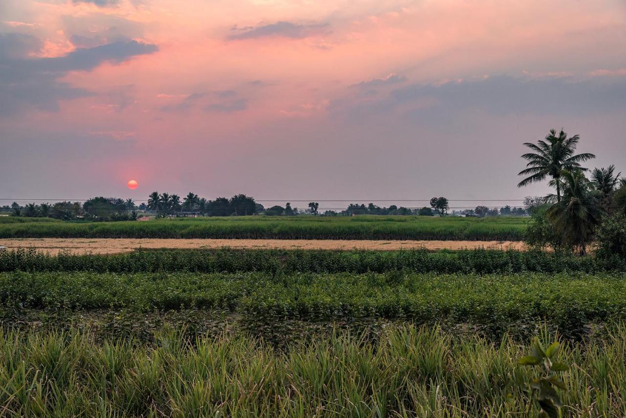 Saffronstays Happy Fields, Pune - Luxury Farmstay With Farm To Table Food Extérieur photo